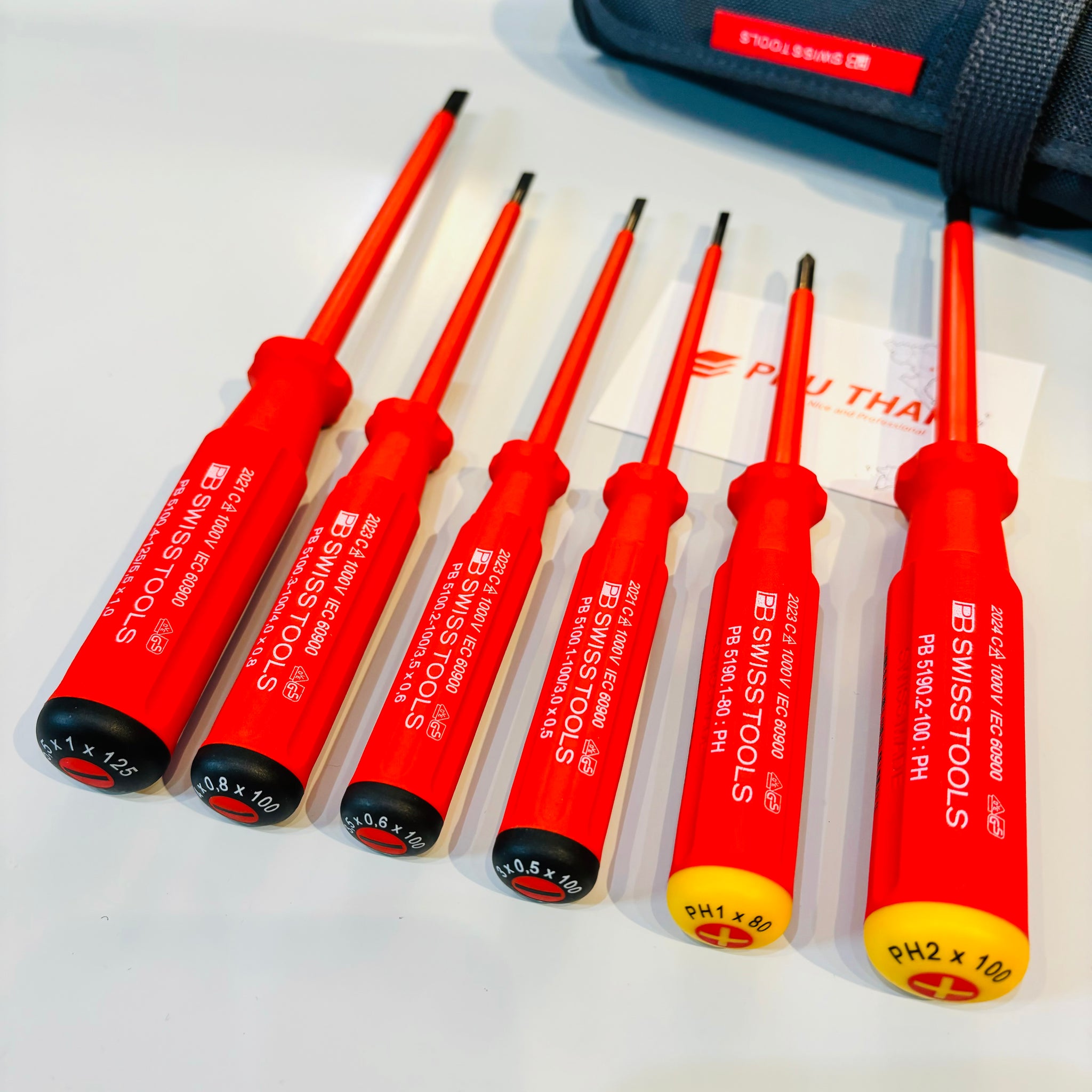 VDE STANDARD INSULATED SCREWDRIVER SET IN HIGH-QUALITY CLOTH BAG PB SWISS TOOLS PB 5542 SU GY